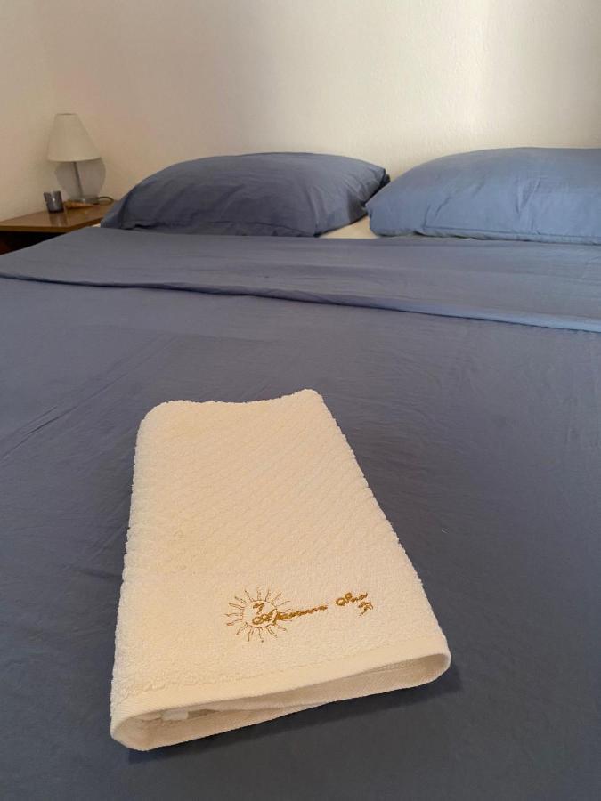 Apartmani Ines Marina Esterno foto